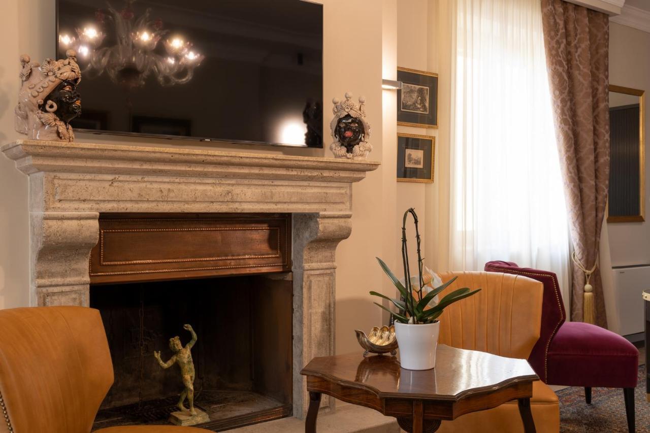 Domus Clelia Paestum Antica Luxury Rooms Екстер'єр фото