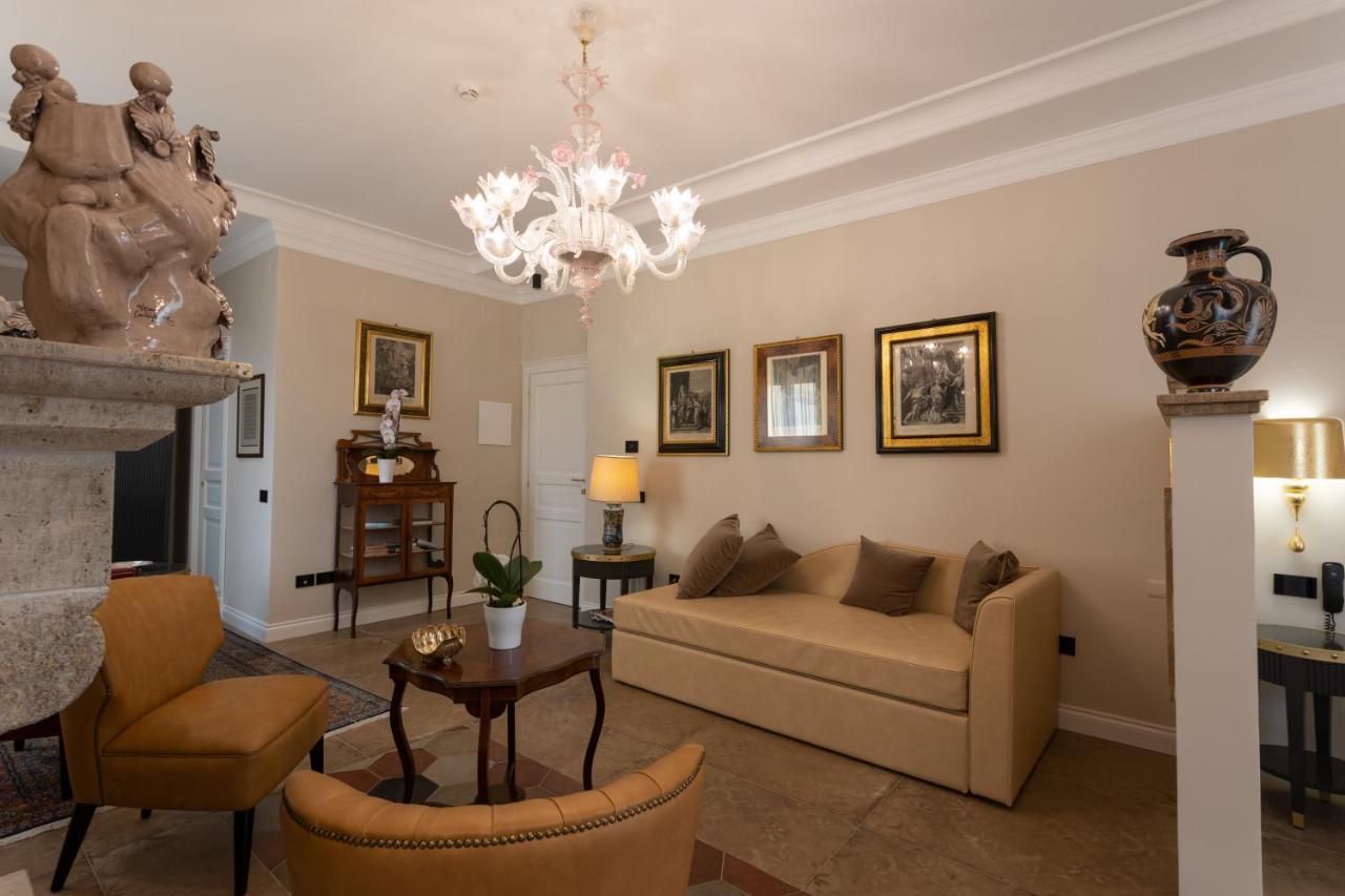 Domus Clelia Paestum Antica Luxury Rooms Екстер'єр фото
